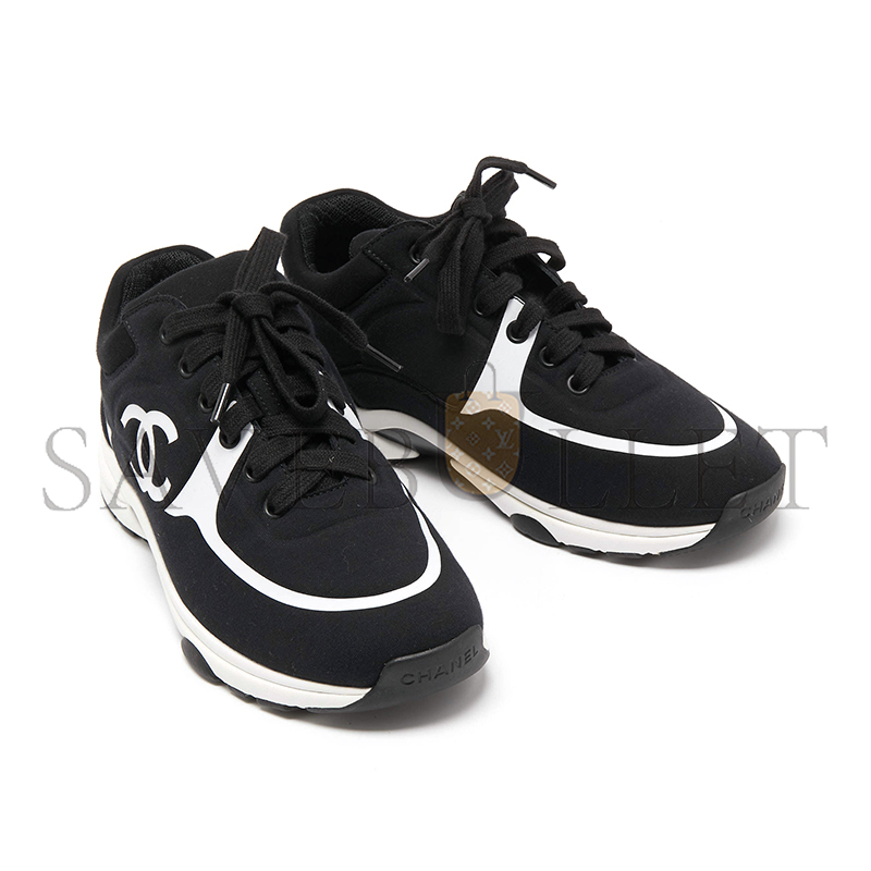 CHANEL CC LOW TOP SNEAKERS 756292